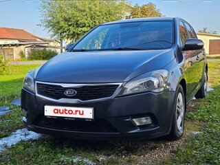 2011 Kia Ceed I Рестайлинг, серый, 860000 рублей, вид 4