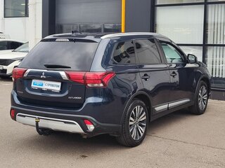 2019 Mitsubishi Outlander III Рестайлинг 3, синий, 1915000 рублей, вид 5