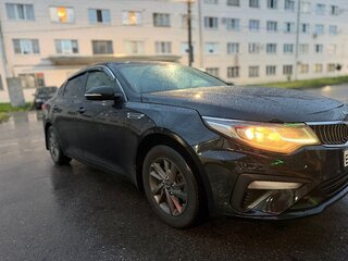 2019 Kia Optima IV Рестайлинг, чёрный, 1350000 рублей, вид 1