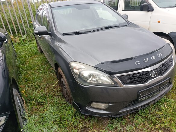 2012 Kia Ceed I Рестайлинг, серебристый, 517000 рублей - вид 3