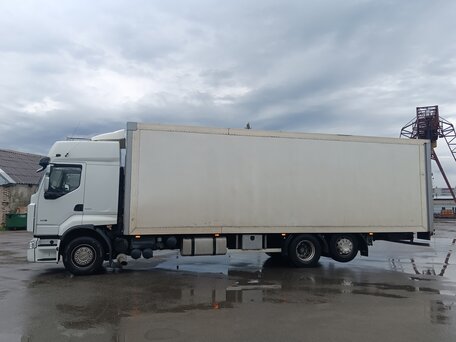 2010 Renault T-Series, белый, 5000000 рублей, вид 2