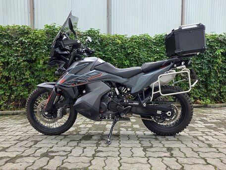 2022 KTM 890 Adventure, серый, 1100000 рублей, вид 2