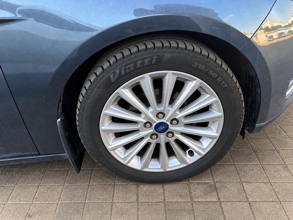 2017 Ford Focus III Рестайлинг, серый, 1130000 рублей - вид 15
