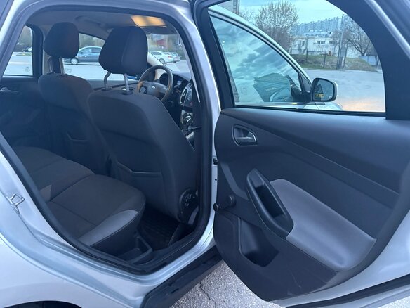 2011 Ford Focus III, серебристый, 700000 рублей - вид 12