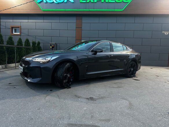 2019 Kia Stinger I, серый, 2700000 рублей - вид 4