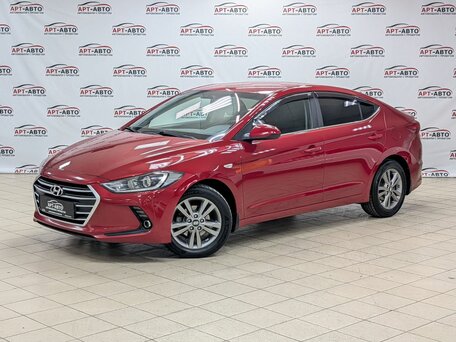 Hyundai Elantra VI (AD)