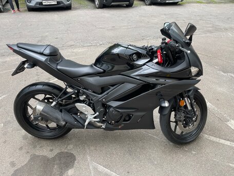 2020 Yamaha YZF-R3, чёрный, 515000 рублей, вид 2