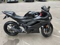 2020 Yamaha YZF-R3, чёрный, 495000 рублей - вид 1