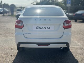 2026 Lada (ВАЗ) Granta I Рестайлинг, белый, 1012000 рублей, вид 4