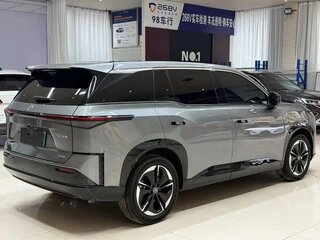 2026 Toyota bZ3X 58.3 kWh, серебристый, 2550000 рублей, вид 4