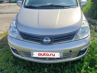 2010 Nissan Tiida I Рестайлинг, коричневый, 640000 рублей, вид 1