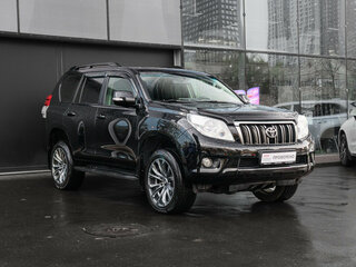 2012 Toyota Land Cruiser Prado 150 Series, чёрный, 2800000 рублей, вид 3