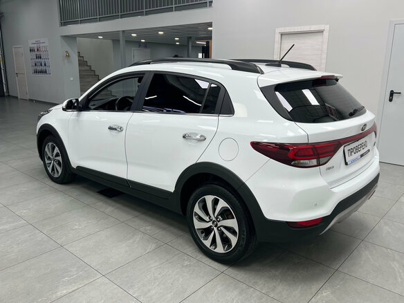 2019 Kia Rio X-Line IV, белый, 1690000 рублей - вид 3