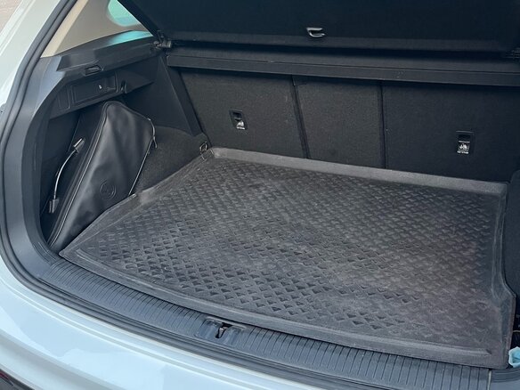 2019 Volkswagen Tiguan II, белый, 2600000 рублей - вид 7