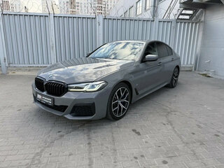 2020 BMW 5 серии 520d xDrive VII (G30/G31/G38) Рестайлинг, серый, 3650000 рублей, вид 1