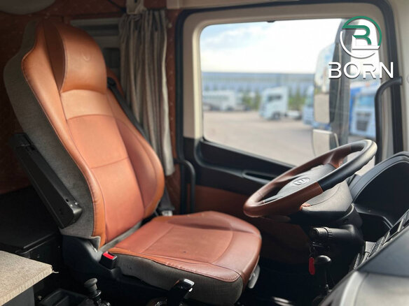 2023 Foton Auman EST A, серебристый, 4700000 рублей - вид 14