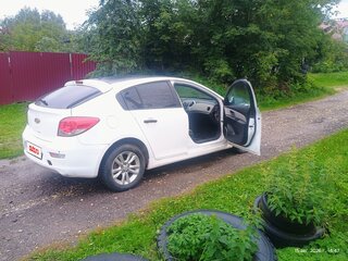 2012 Chevrolet Cruze I Рестайлинг, белый, 375000 рублей, вид 3