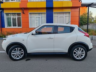 2013 Nissan Juke I, белый, 1200000 рублей, вид 3