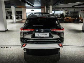 2026 Toyota Highlander IV (XU70), чёрный, 5690000 рублей, вид 5
