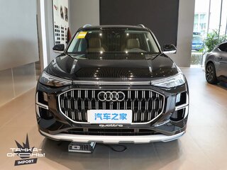 2026 Audi Q6 45 TFSI, чёрный, 7961000 рублей, вид 2
