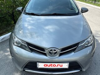 2014 Toyota Auris II, серый, 1160000 рублей, вид 2