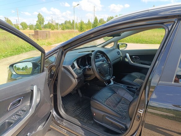 2014 Kia Ceed II, чёрный, 870000 рублей - вид 4