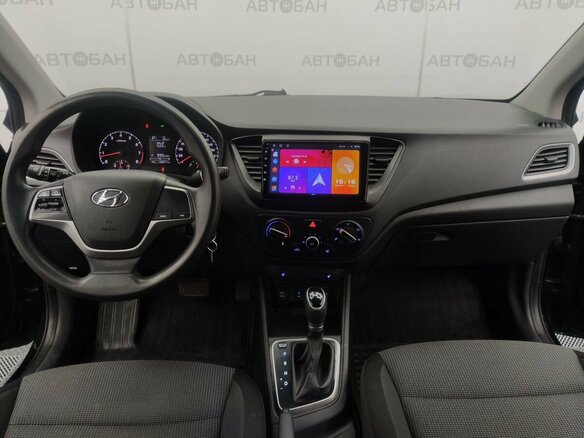 2018 Hyundai Solaris II, чёрный, 1149000 рублей - вид 23