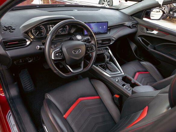 2023 Kaiyi E5, красный, 1515000 рублей - вид 12