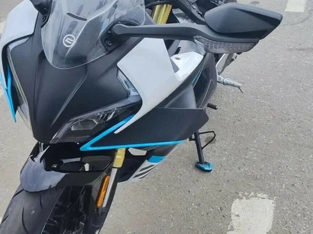 2023 CFMoto 450SR, белый, 450000 рублей, вид 4