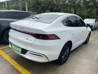 2026 BYD Qin Plus EV 420 I Рестайлинг, белый, 1684003 рублей, вид 4