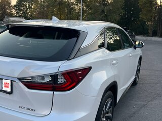 2018 Lexus RX 300 IV, белый, 4200000 рублей, вид 3