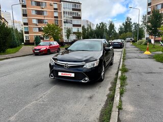 2017 Toyota Camry VII (XV50) Рестайлинг 2, чёрный, 2050000 рублей, вид 1