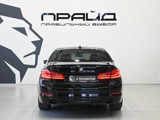 2019 BMW 5 серии 530d xDrive VII (G30/G31/G38), чёрный, 4124900 рублей, вид 4