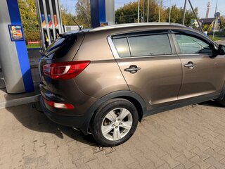 2011 Kia Sportage III, коричневый, 1050000 рублей, вид 3