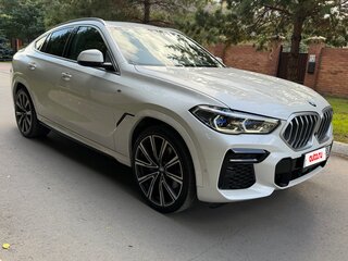 2022 BMW X6 40i III (G06), белый, 8700000 рублей, вид 3