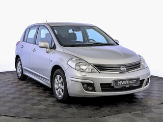 2011 Nissan Tiida I Рестайлинг, серебристый, 715000 рублей, вид 3