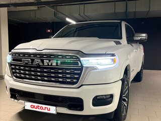 2024 Ram 1500 Crew Cab V Рестайлинг, белый, 8500000 рублей, вид 1