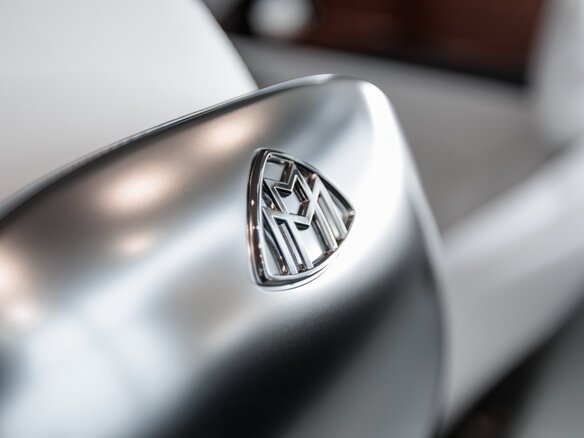 2025 Mercedes-Benz Maybach SL, белый, 33450000 рублей - вид 33