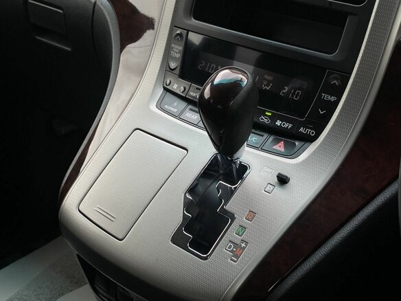 2013 Toyota Alphard II, белый - вид 21