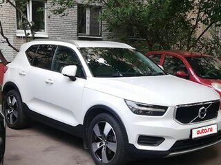 2018 Volvo XC40 I, белый, 2800000 рублей, вид 1