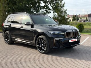 2021 BMW X7 M50i I (G07), чёрный, 8490000 рублей, вид 3