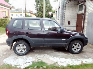 2013 Chevrolet Niva I Рестайлинг, коричневый, 450000 рублей, вид 2