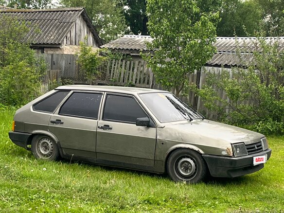 2001 Lada (ВАЗ) 2109, серебристый, 95000 рублей - вид 3
