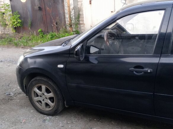 2012 Lada (ВАЗ) Granta I, чёрный, 270000 рублей - вид 4