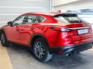 2023 Mazda CX-4 I Рестайлинг, красный, 2300000 рублей, вид 4