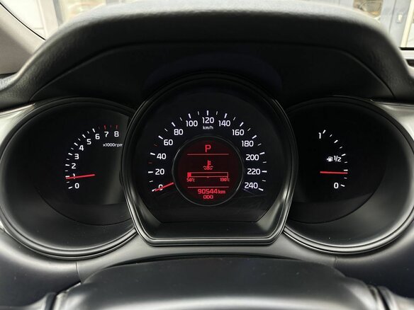 2018 Kia Ceed II Рестайлинг, серебристый, 1550000 рублей - вид 22