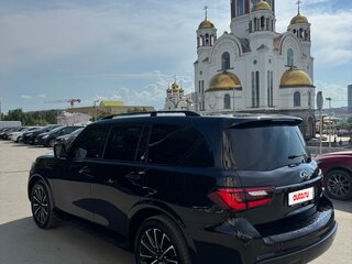 2021 Infiniti QX80 I Рестайлинг 3, чёрный, 7600000 рублей, вид 5