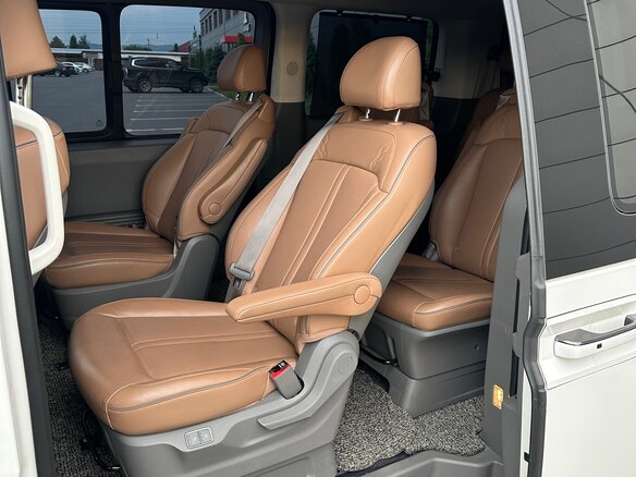 2021 Hyundai Staria I, белый, 4700000 рублей - вид 6