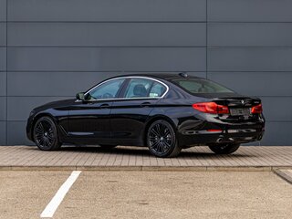 2018 BMW 5 серии 520d VII (G30/G31/G38), чёрный, 3355000 рублей, вид 4