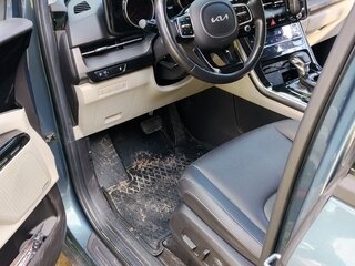 2022 Kia Carnival IV, серый, 4300000 рублей, вид 2